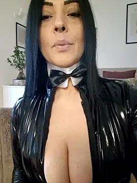 Girls and cam to cam: Watch as these sophisticated entertainers uncover their stunning costumes and curvaceous curves online!