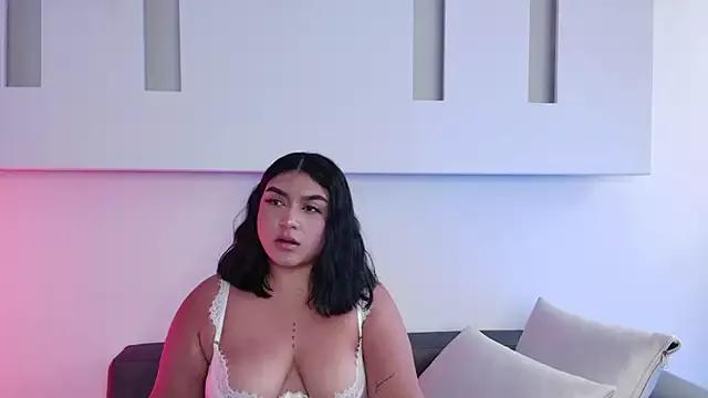 AryRose_ from StripChat is Freechat