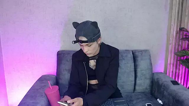 AsherAnderson from StripChat is Freechat