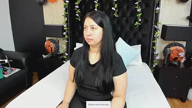 AshleeyPrincess from StripChat is Freechat