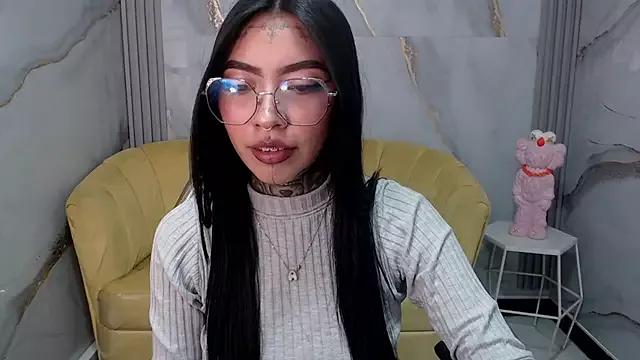 Girls and cam to cam: Watch as these sophisticated entertainers uncover their stunning costumes and curvaceous curves online!