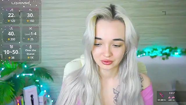 Ashley_S from StripChat is Freechat