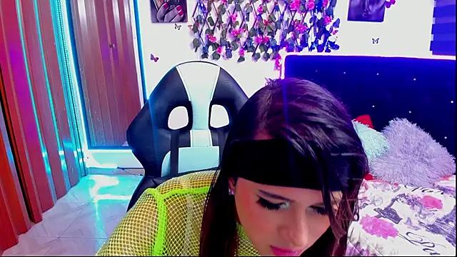 Girls and cam to cam: Watch as these sophisticated entertainers uncover their stunning costumes and curvaceous curves online!