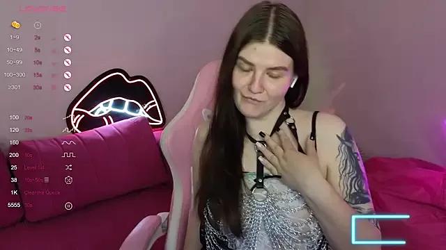 Girls and cam to cam: Watch as these sophisticated entertainers uncover their stunning costumes and curvaceous curves online!