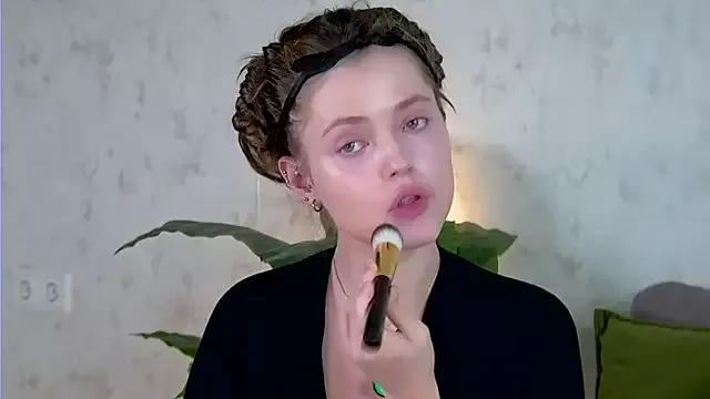 Girls and cam to cam: Watch as these sophisticated entertainers uncover their stunning costumes and curvaceous curves online!