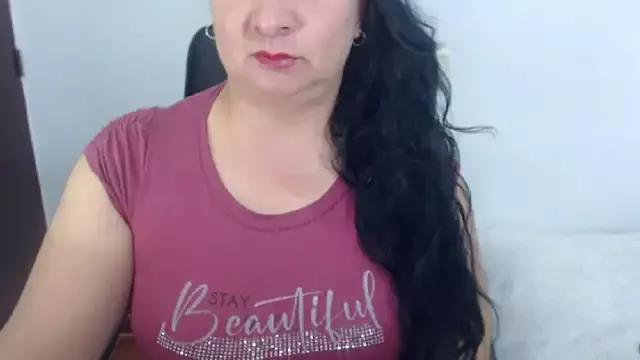 Ashyle from StripChat is Freechat