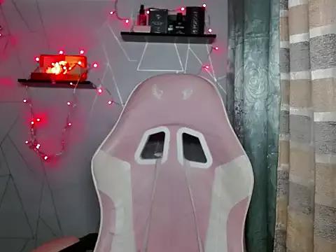 Girls and cam to cam: Watch as these sophisticated entertainers uncover their stunning costumes and curvaceous curves online!