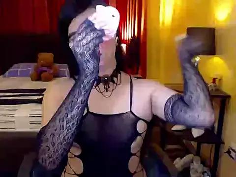 Girls and cam to cam: Watch as these sophisticated entertainers uncover their stunning costumes and curvaceous curves online!