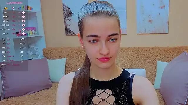 AstoriyaNight from StripChat is Freechat