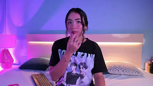 Girls and cam to cam: Watch as these sophisticated entertainers uncover their stunning costumes and curvaceous curves online!