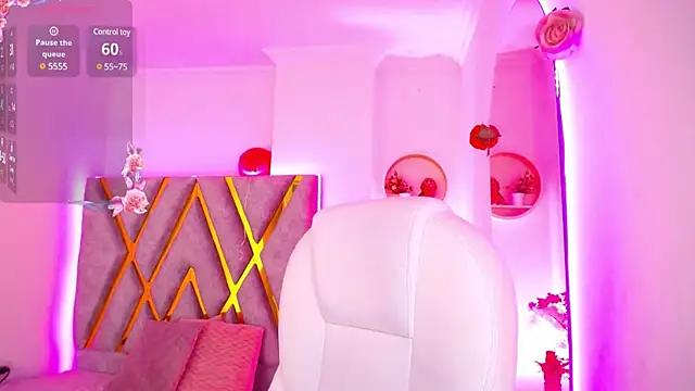Girls and cam to cam: Watch as these sophisticated entertainers uncover their stunning costumes and curvaceous curves online!
