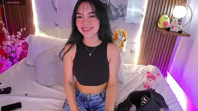 Girls and cam to cam: Watch as these sophisticated entertainers uncover their stunning costumes and curvaceous curves online!