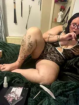 Aurora_UK from StripChat is Freechat