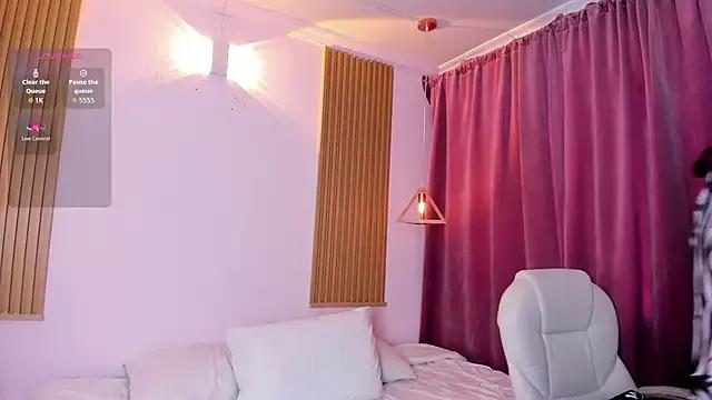 Girls and cam to cam: Watch as these sophisticated entertainers uncover their stunning costumes and curvaceous curves online!