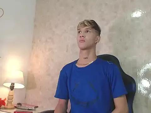 AustinPrice from StripChat is Freechat