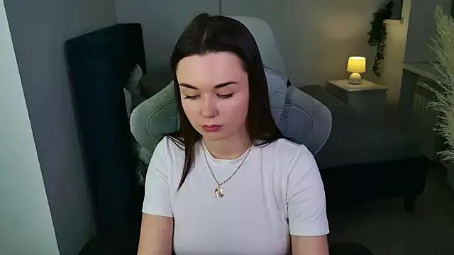 Girls and cam to cam: Watch as these sophisticated entertainers uncover their stunning costumes and curvaceous curves online!