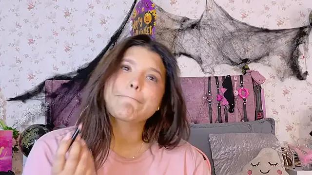 Girls and cam to cam: Watch as these sophisticated entertainers uncover their stunning costumes and curvaceous curves online!