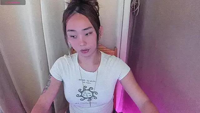 AyaCollins from StripChat is Freechat