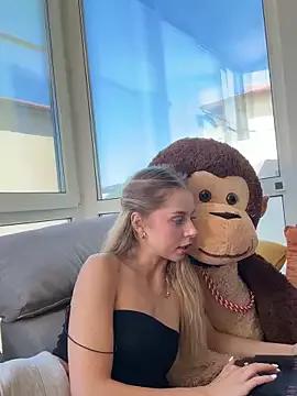 BabyAnais from StripChat is Freechat