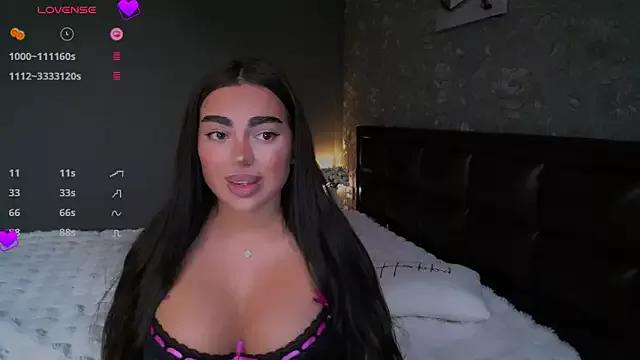 Girls and cam to cam: Watch as these sophisticated entertainers uncover their stunning costumes and curvaceous curves online!
