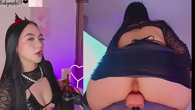 Girls and cam to cam: Watch as these sophisticated entertainers uncover their stunning costumes and curvaceous curves online!