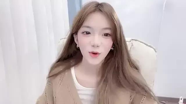 babyting-888- from StripChat is Freechat