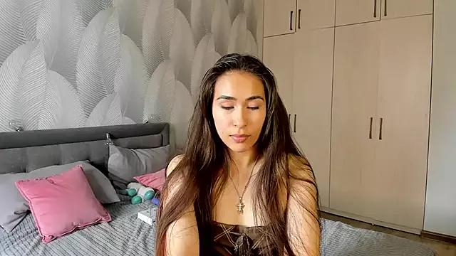 Bambiii_bby from StripChat is Freechat