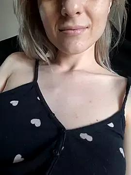 Photos of Bantjuli666 from StripChat is Freechat