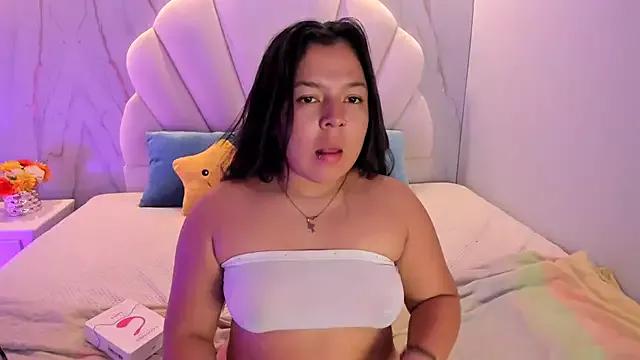 Girls and cam to cam: Watch as these sophisticated entertainers uncover their stunning costumes and curvaceous curves online!
