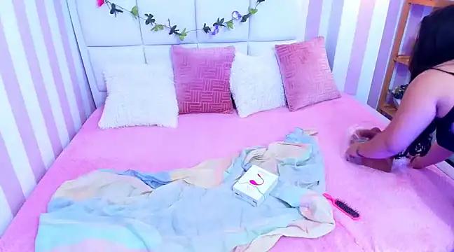 Girls and cam to cam: Watch as these sophisticated entertainers uncover their stunning costumes and curvaceous curves online!