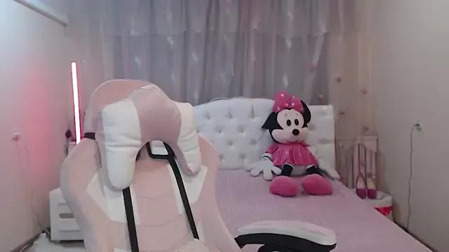 Girls and cam to cam: Watch as these sophisticated entertainers uncover their stunning costumes and curvaceous curves online!