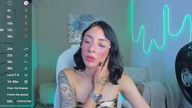 Girls and cam to cam: Watch as these sophisticated entertainers uncover their stunning costumes and curvaceous curves online!
