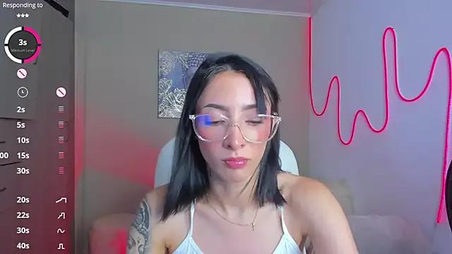 Girls and cam to cam: Watch as these sophisticated entertainers uncover their stunning costumes and curvaceous curves online!
