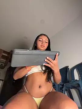 Girls and cam to cam: Watch as these sophisticated entertainers uncover their stunning costumes and curvaceous curves online!