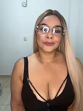Girls and cam to cam: Watch as these sophisticated entertainers uncover their stunning costumes and curvaceous curves online!