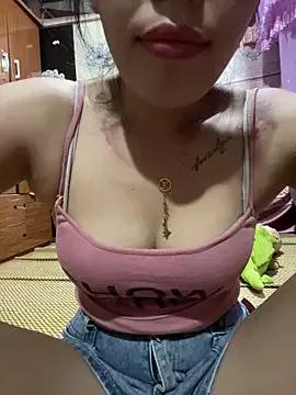 Bear-cute00 from StripChat is Freechat