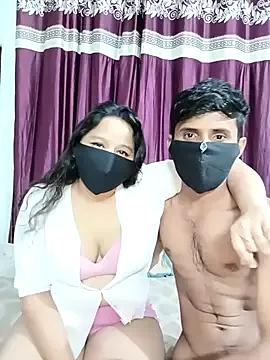 Photos of Beautiful_couple_70 from StripChat is Freechat