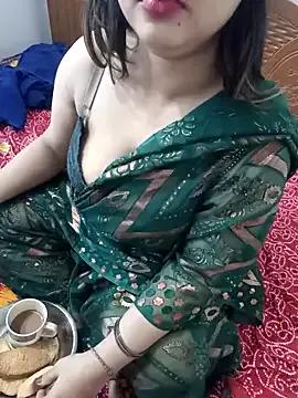 Beauty_Queen_Soniya from StripChat is Freechat