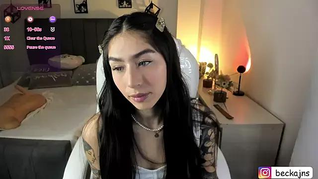 Girls and cam to cam: Watch as these sophisticated entertainers uncover their stunning costumes and curvaceous curves online!