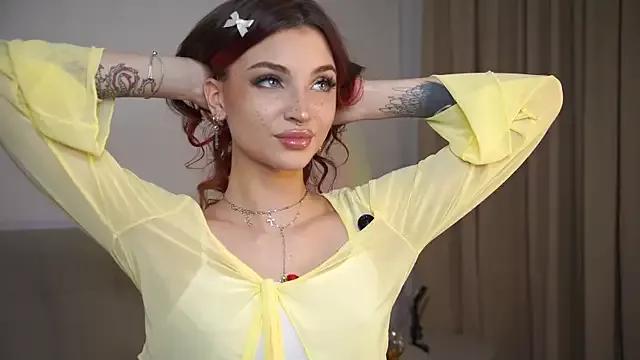 Girls and cam to cam: Watch as these sophisticated entertainers uncover their stunning costumes and curvaceous curves online!
