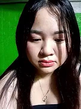 Bee-bgolden from StripChat is Freechat