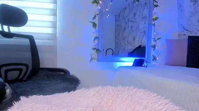 Girls and cam to cam: Watch as these sophisticated entertainers uncover their stunning costumes and curvaceous curves online!