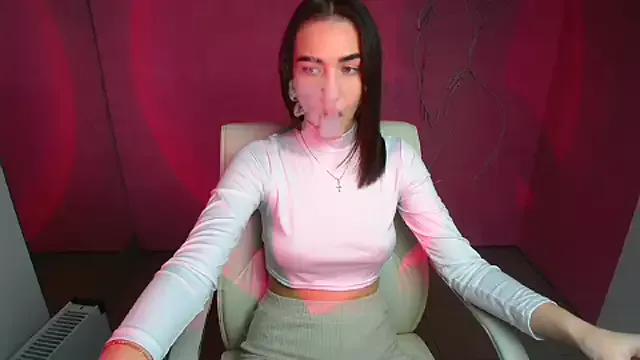 Girls and cam to cam: Watch as these sophisticated entertainers uncover their stunning costumes and curvaceous curves online!