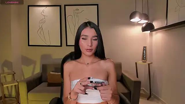 BellaCarteer_ from StripChat
