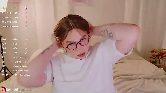 Girls and cam to cam: Watch as these sophisticated entertainers uncover their stunning costumes and curvaceous curves online!