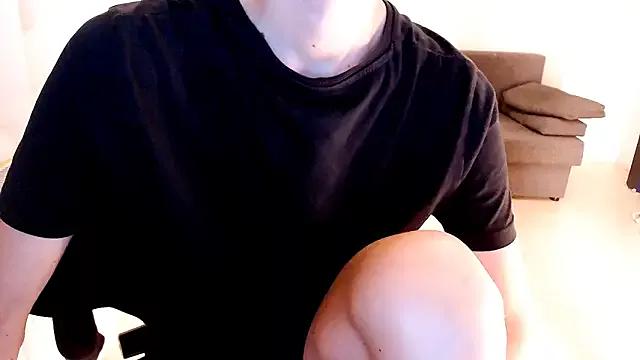 BerillyMoon from StripChat is Freechat