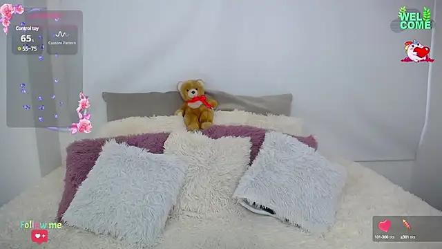 Bianca____ from StripChat is Freechat