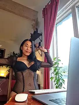 Girls and cam to cam: Watch as these sophisticated entertainers uncover their stunning costumes and curvaceous curves online!