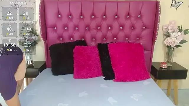 Girls and cam to cam: Watch as these sophisticated entertainers uncover their stunning costumes and curvaceous curves online!