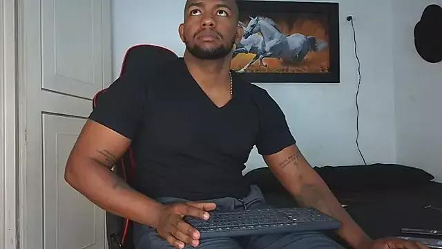 Photos of big_blackmen19 from StripChat is Freechat